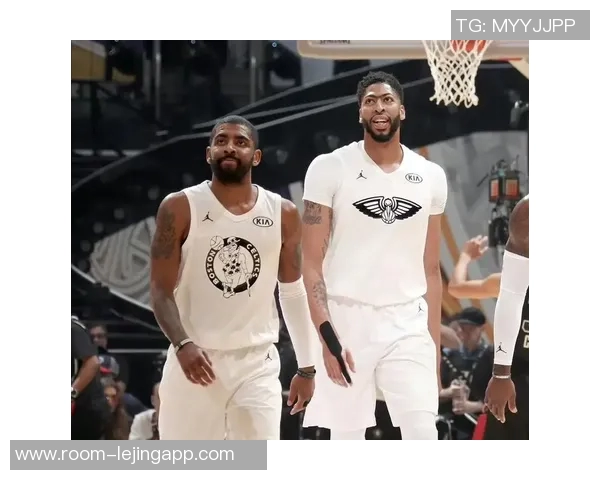 独行侠积极探索交易浓眉克莱加福德与拉塞尔的可能性